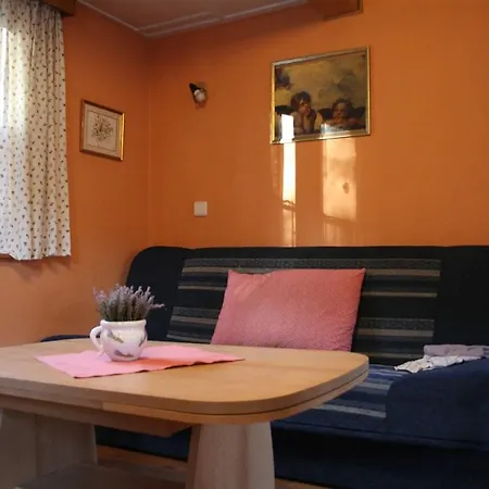 Holiday home Bungalovy U Haliny - Tyra Natura *
